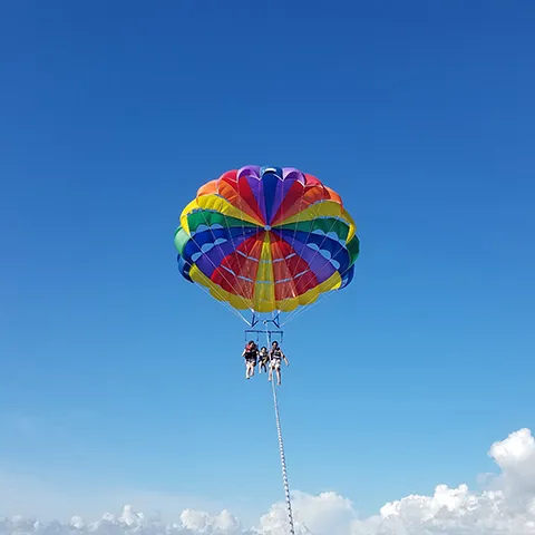 パラセーリング